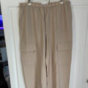 Primark Cares Elastic Cuffed Balloon Cargo Trousers in Sz 8-10 Khaki NWOT
